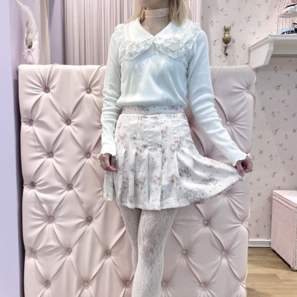 RoseMarie Seoir angel pleated mini skirt - Picture 4 of 10